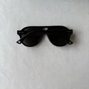 Gucci | Accessories | Gucci Black Aviator Unisex Sunglasses  display picture 1